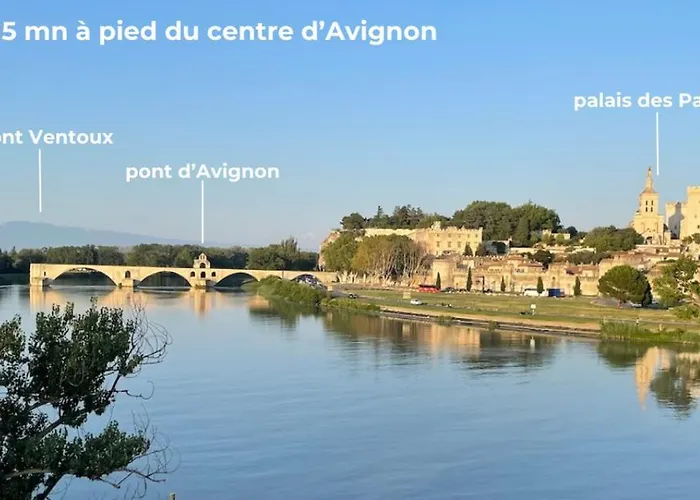 Peniche De Charme, Avignon, Provence